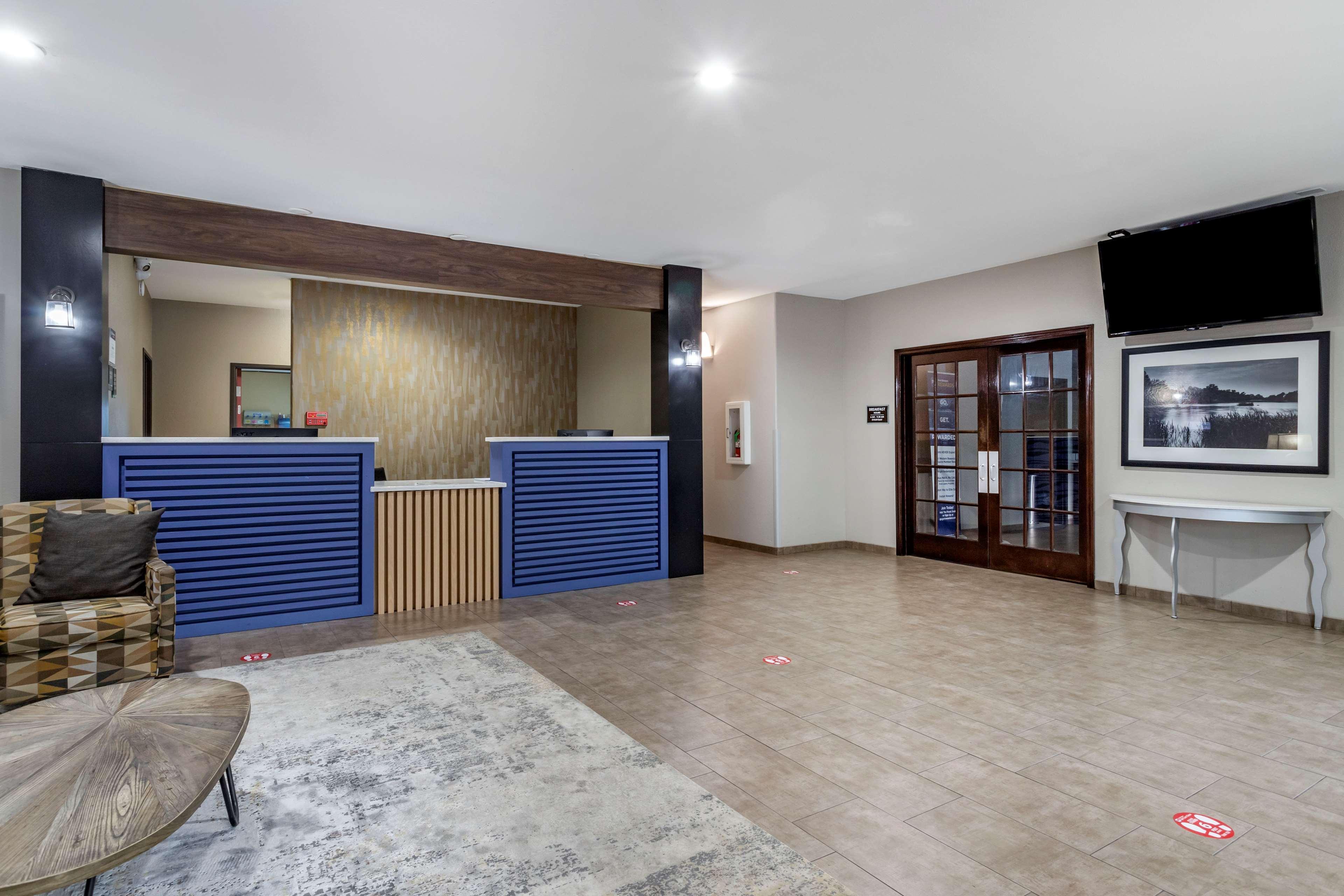 Best Western Oakdale Inn Exterior photo