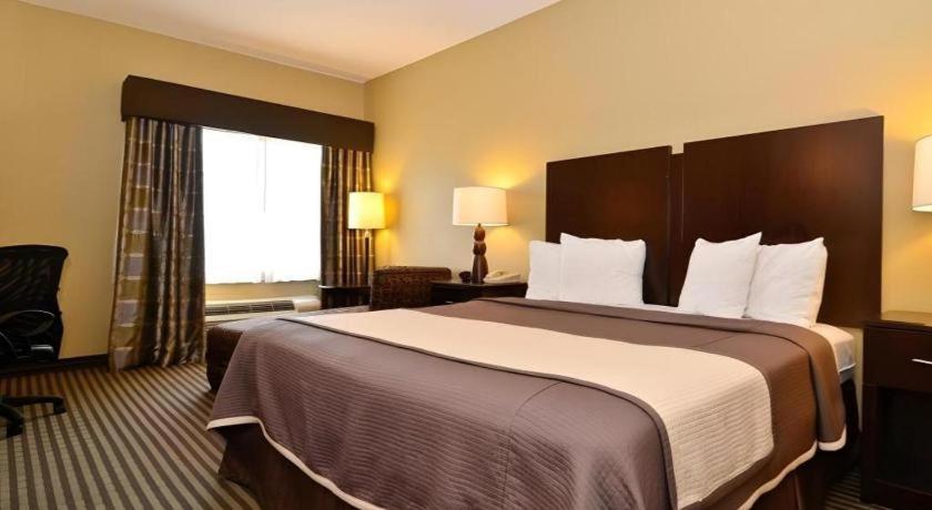 Best Western Oakdale Inn Exterior photo
