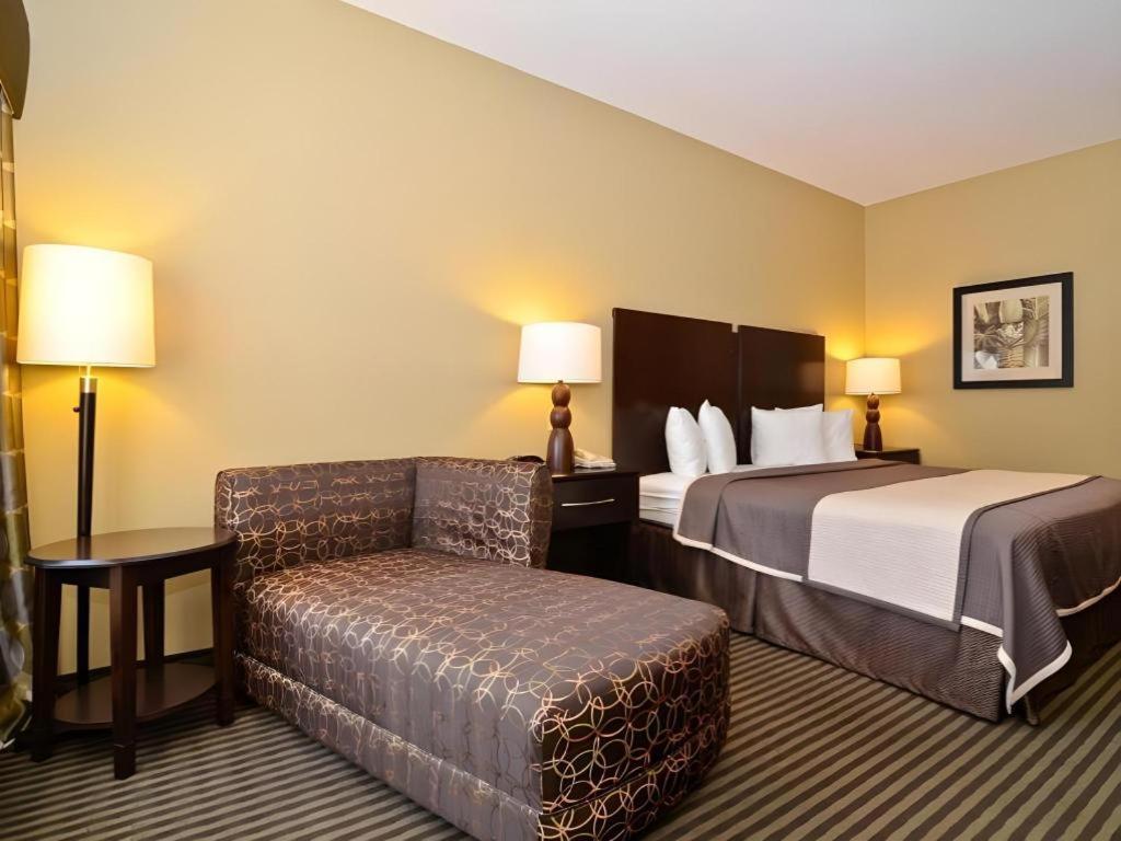Best Western Oakdale Inn Exterior photo
