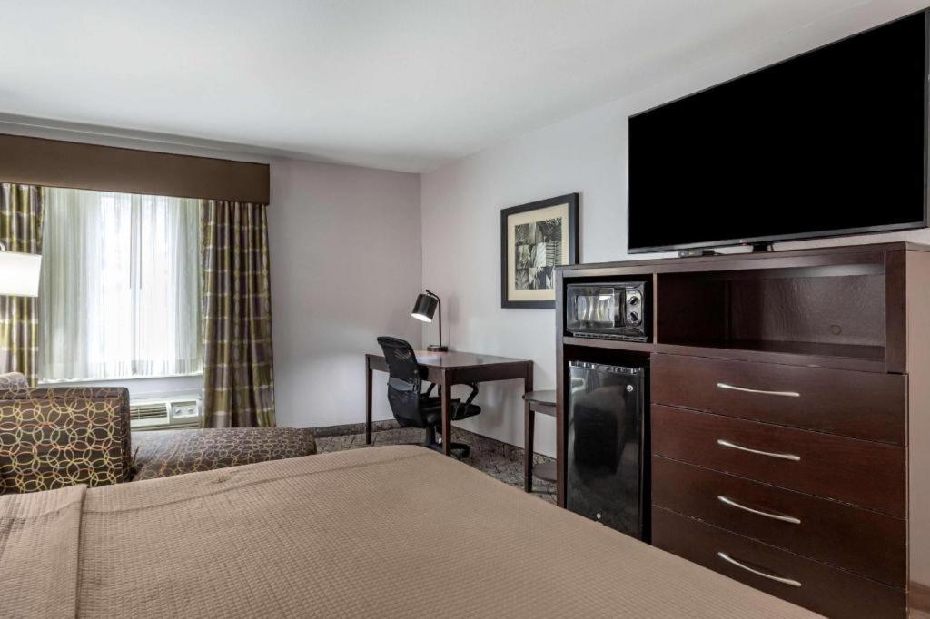 Best Western Oakdale Inn Exterior photo