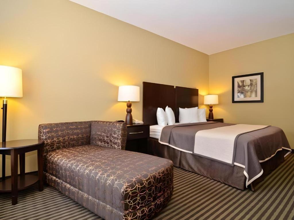 Best Western Oakdale Inn Exterior photo