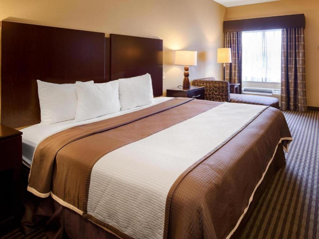 Best Western Oakdale Inn Exterior photo