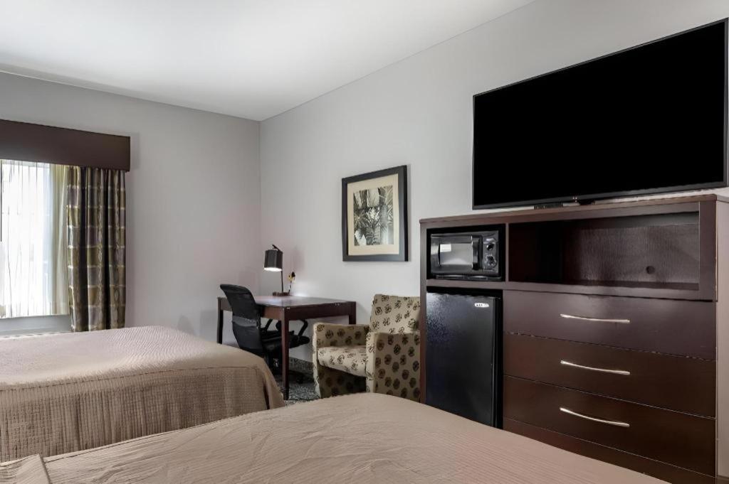 Best Western Oakdale Inn Exterior photo